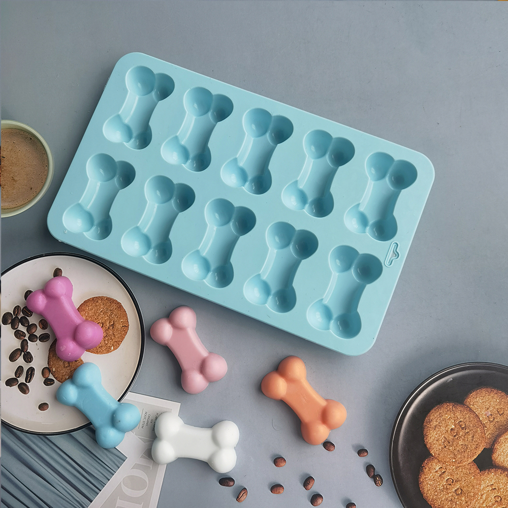 Dog Bone Ice Trays Silicone Pet Treat Molds 2