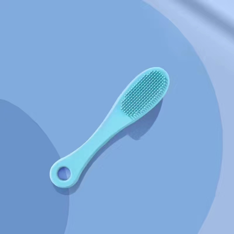 Cat Cleaning Black Chin Brush 2